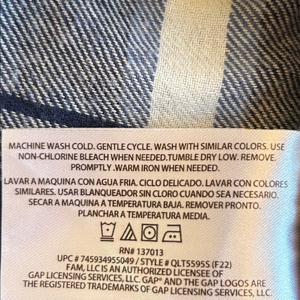 GAP Flannel Shirt - Picture 9 of 9
